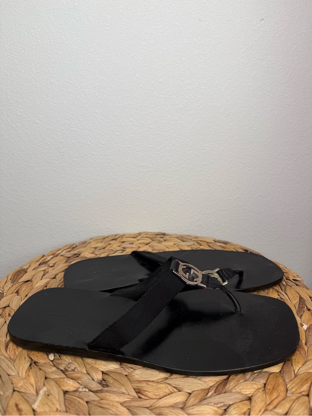 Gucci Black Leather & Fabric Thong Sandals - Picture 3 of 7